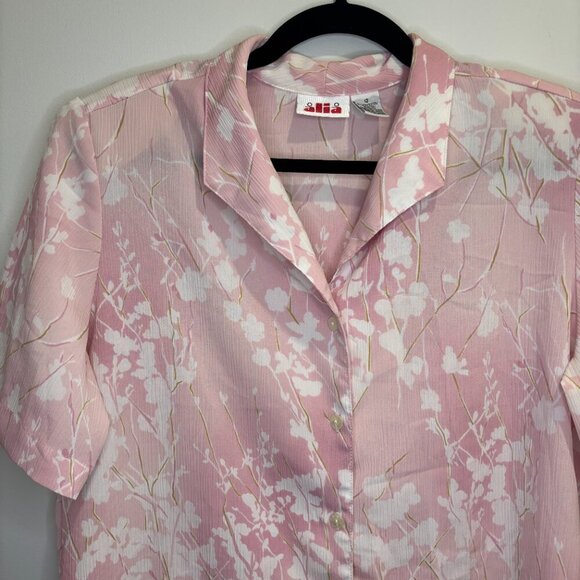 Vintage Pink Floral Crinkle Button up Blouse Size 12 - Picture 5 of 13